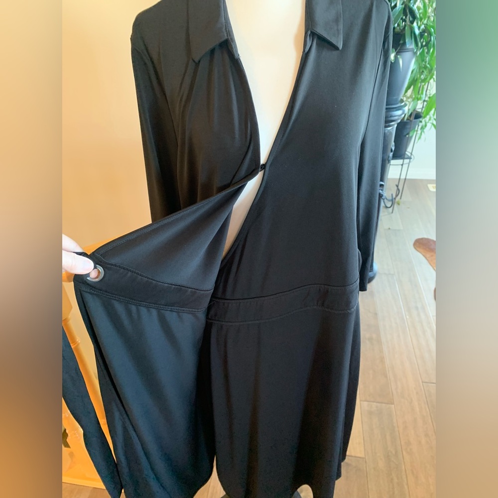 ✨Halston Wrap Dress✨ - Picture 5 of 11